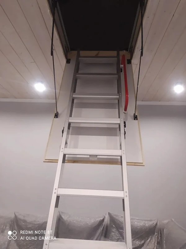 Чердачная лестница Oman Alu Profi Lite, вид снизу