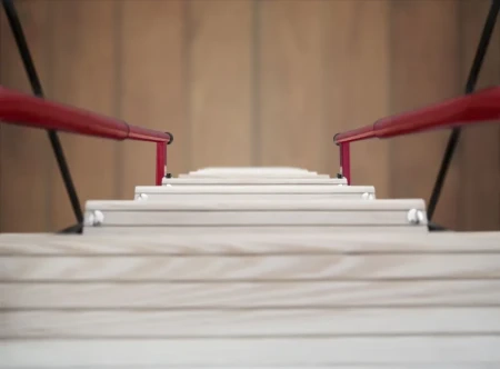 Чердачная люк-лестница Oman Складная комбинированная 4-х секционная Polar Plus в Санкт-Петербурге фото