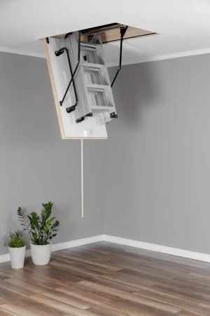 Чердачная люк-лестница Oman Алюминиевая складная 3-х секционная Alu Profi Polar в Санкт-Петербурге фото