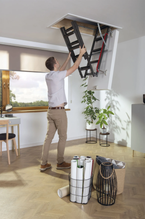 Чердачная люк-лестница Fakro LMT супертеплоизоляционная в Санкт-Петербурге фото