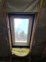 Монтаж окна в крышу. Установка слухового окна в мансарду.