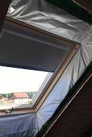 Окно Fakro FTS-V U4 94x118 с рулонной шторой затемнения