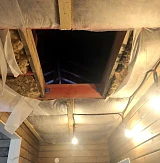 Проем с установленной коробкой для лестницы Fakro LWT Thermo 70x120