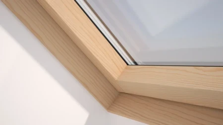 Мансардное окно RoofLITE+ MOE B1000 в Санкт-Петербурге фото