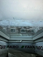 Внутреннее оформление откоса мансардного окна