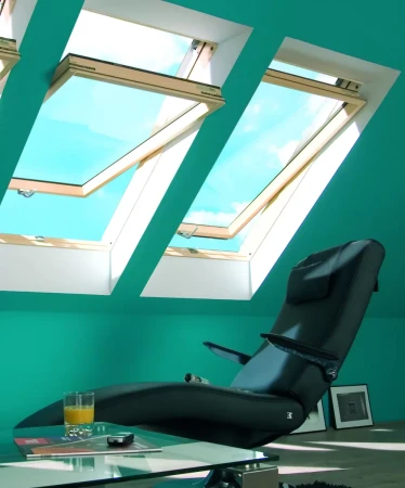 Мансардное окно Fakro Profi FTP-V U3 в Санкт-Петербурге фото