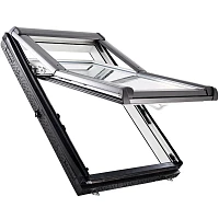 Кровельное окно с белой рамой и центральной осью поворота в открытом положении