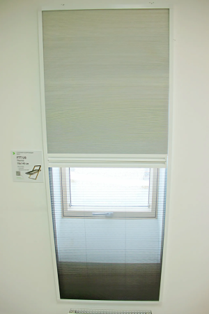 Шторы и москитные сетки 2 в 1 Fakro Штора и  AMD Duet Blackout в Санкт-Петербурге фото