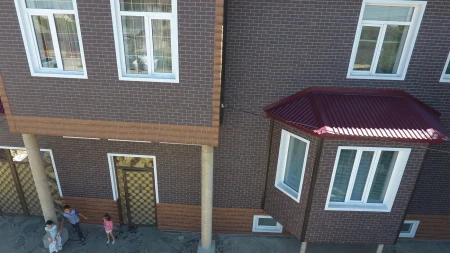 Berg (Коричневый)