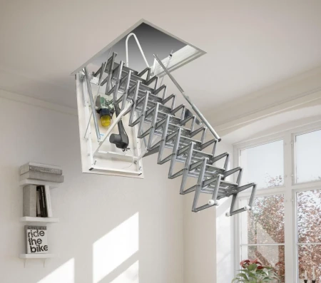 Чердачная люк-лестница Fantozzi Scale Motor Base в Санкт-Петербурге фото