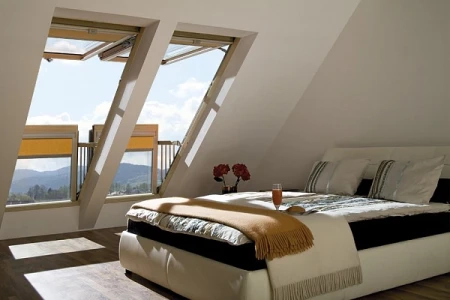 Окно-балкон Fakro LUX FGH-V P2 galeria в Санкт-Петербурге фото