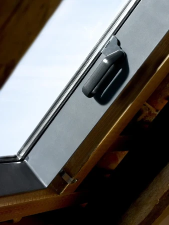 Окно-люк Velux GVT 0059 в Санкт-Петербурге фото