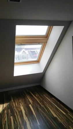 Мансардное окно AHRD A-B в Санкт-Петербурге фото