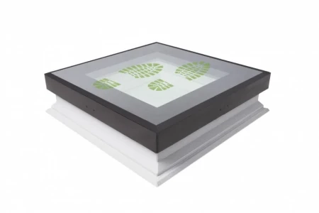 Зенитный фонарь Fakro DXW DW6 в Санкт-Петербурге фото