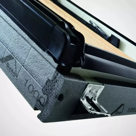 Мансардное окно Roto Designo R69 H2EF в Санкт-Петербурге фото