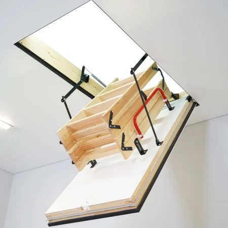 Чердачная люк-лестница Oman Складная 4-х секционная Polar Long в Санкт-Петербурге фото