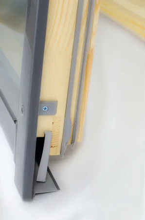 Мансардное окно AHRD A-B в Санкт-Петербурге фото