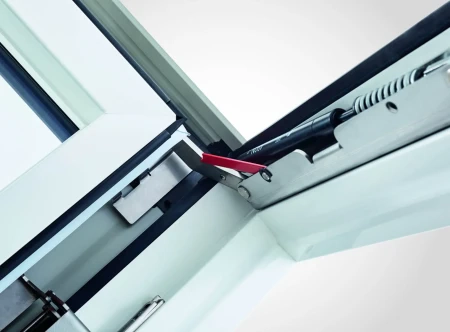 Мансардное окно Roto Designo R89 K200 в Санкт-Петербурге фото