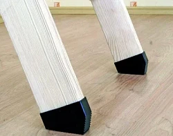 Защитные насадки на ножки лестницы Оman